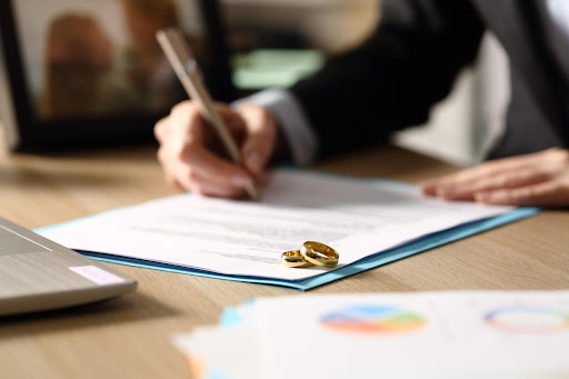 Dealing With Substance Abuse in a Divorce